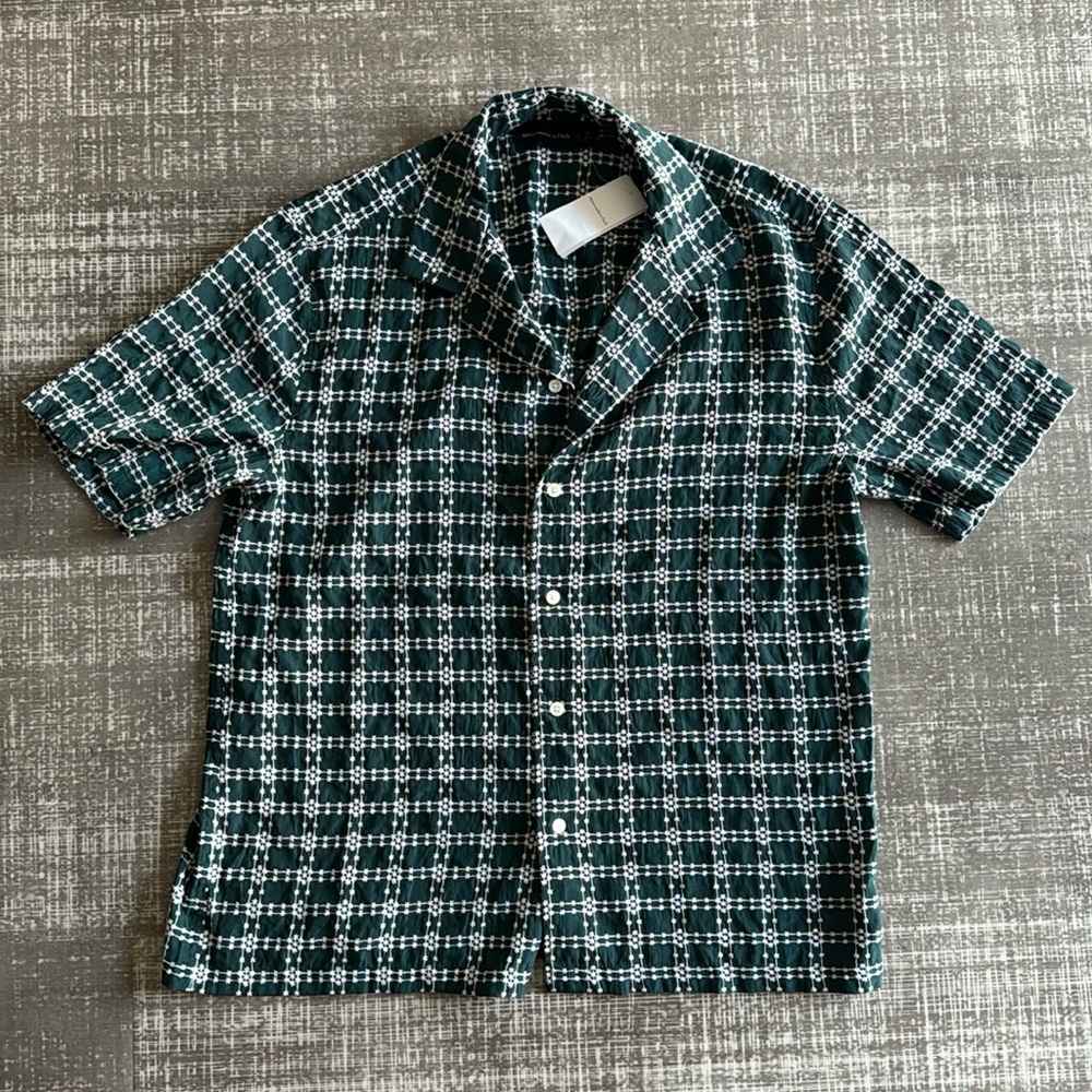 A&F button down